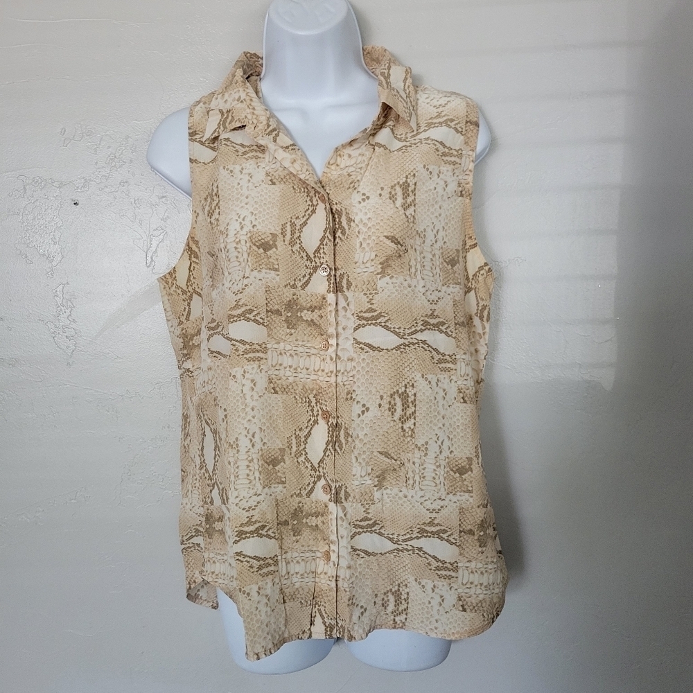 Equipment Women's Small 100% Silk Tan White Snakeskin Sleeveless Blouse Button
